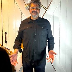 The shirt men’s relaxed, fit XL linen, cotton, button-down shoulders